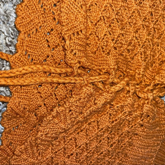 Brown Crochet Crop Top - Picture 3 of 4